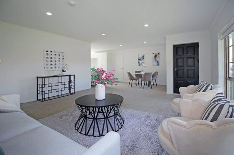 Photo of property in 18 Regalwood Place, Favona, Auckland, 2024