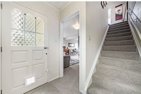 Photo of property in 11f5- John Street, Trentham, Upper Hutt, 5018