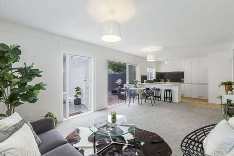 Photo of property in 4/24 Dawnhaven Drive, Te Atatu Peninsula, Auckland, 0610