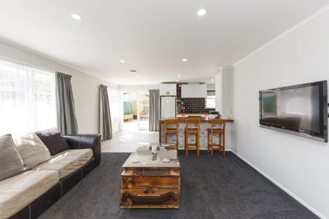 Photo of property in 10 Pitama Road, Awapuni, Palmerston North, 4412