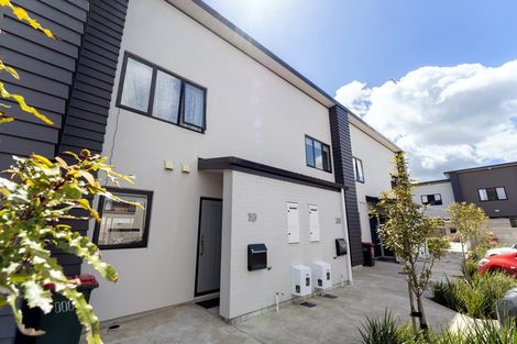 Photo of property in 19/9u Surrey Street, Tawa, Wellington, 5028