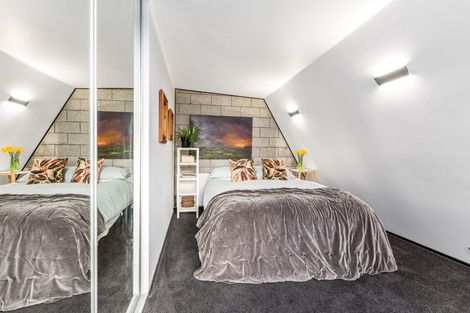 Photo of property in 377a Karaka Bay Road, Karaka Bays, Wellington, 6022