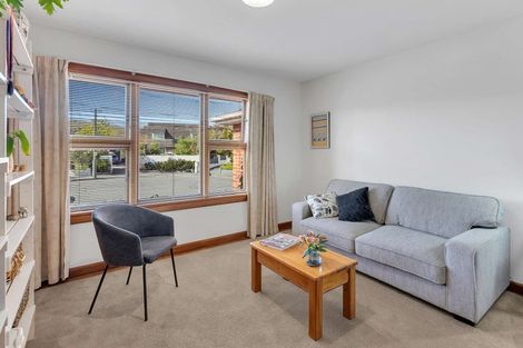 Photo of property in 10 Claxton Place, Saint Martins, Christchurch, 8022