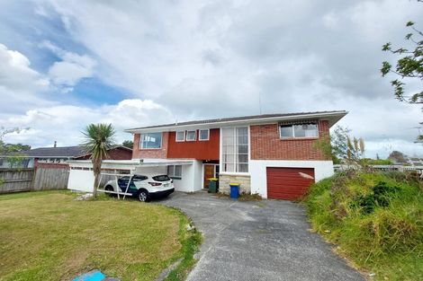 Photo of property in 11 Keegan Drive, Massey, Auckland, 0614