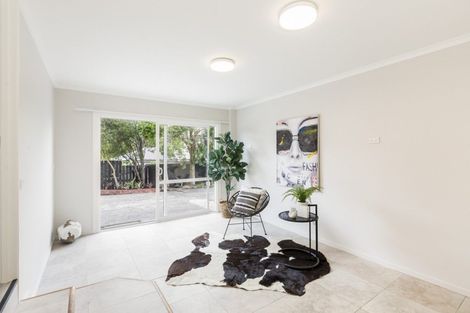 Photo of property in 4202a/2 Great North Road, Glendene, Auckland, 0602