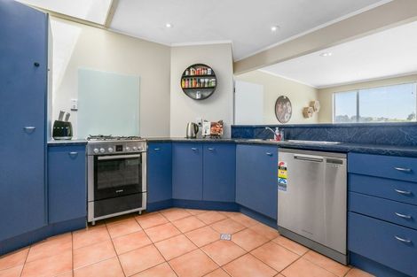 Photo of property in 47 Hicks Close, Whitby, Porirua, 5024