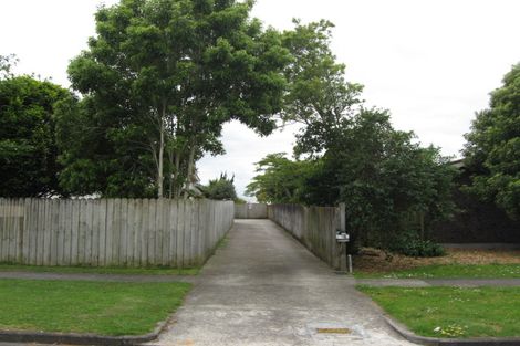Photo of property in 17b Waiari Road, Conifer Grove, Takanini, 2112
