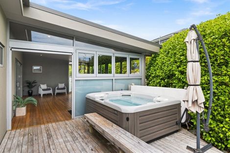 Photo of property in 15 Lightning Ridge View, Waimarama, 4294