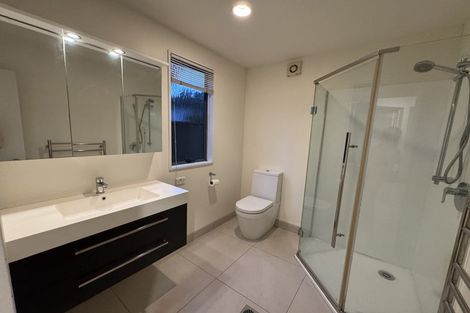 Photo of property in 1/5 Princes Street, Northcote Point, Auckland, 0627