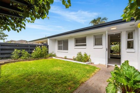 Photo of property in 2/30 Gobray Crescent, Mount Maunganui, 3116