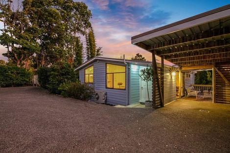 Photo of property in 107a Brian Crescent, Stanmore Bay, Whangaparaoa, 0932