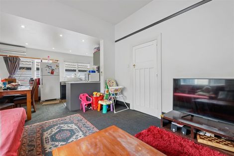 Photo of property in 7 Defoe Place, Waltham, Christchurch, 8023