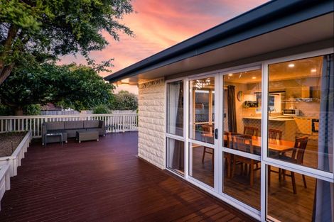 Photo of property in 100a Aorangi Road, Bryndwr, Christchurch, 8053