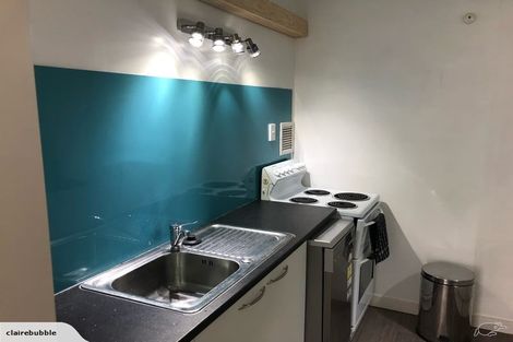 Photo of property in Hobson Court Flats, 64/70u Hobson Street, Thorndon, Wellington, 6011