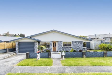 Photo of property in 54a Carlton Street, Bellevue, Tauranga, 3110