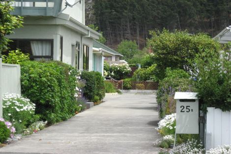 Photo of property in 25 Celia Street, Redcliffs, Christchurch, 8081
