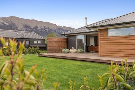 Photo of property in 9 Brewster Crescent, Lake Hawea, Wanaka, 9382