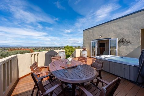 Photo of property in 20 Havelock Road, Hospital Hill, Napier, 4110