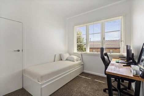Photo of property in 1/22 Onepoto Road, Hauraki, Auckland, 0622