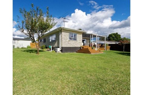 Photo of property in 9 Farwood Drive, Henderson, Auckland, 0612