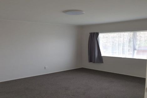 Photo of property in 11 Challen Close, Conifer Grove, Takanini, 2112
