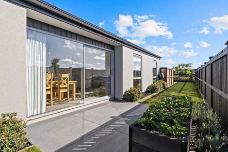 Photo of property in 2 Jardine Place, Marshland, Christchurch, 8051