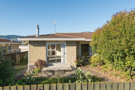 Photo of property in 13f2 Gladstone Road, Richmond, 7020