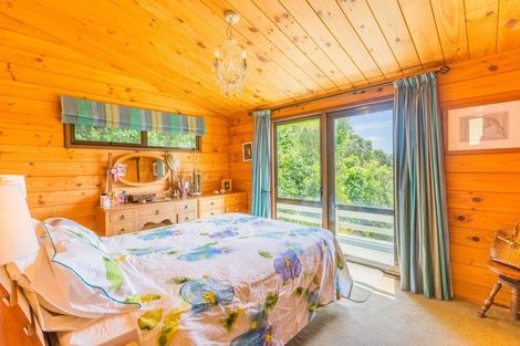 Photo of property in 33 Leeward Drive, Whitby, Porirua, 5024