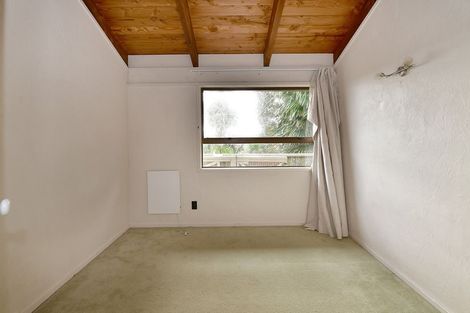 Photo of property in 11 Albert Hall Drive, Red Beach, 0932