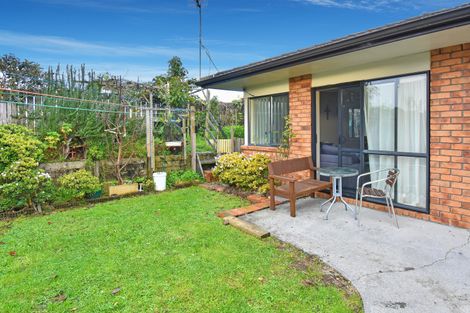Photo of property in 14 Bohola Rise, Weymouth, Auckland, 2103