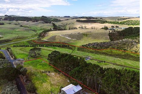 Photo of property in 35 Sutton Road, Te Horo, Otaki, 5582