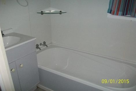 Photo of property in 63 Reynella Drive, Massey, Auckland, 0614