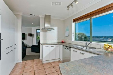 Photo of property in 57 Bluebird Crescent, Unsworth Heights, Auckland, 0632