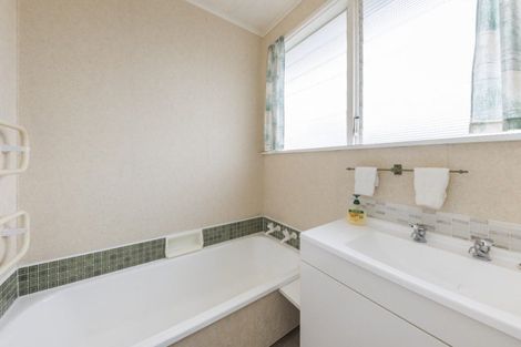 Photo of property in 82 Sherwill Street, Feilding, 4702