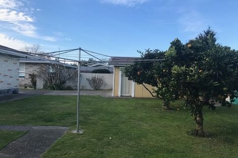 Photo of property in 1403 Warwick Place, Mayfair, Hastings, 4122