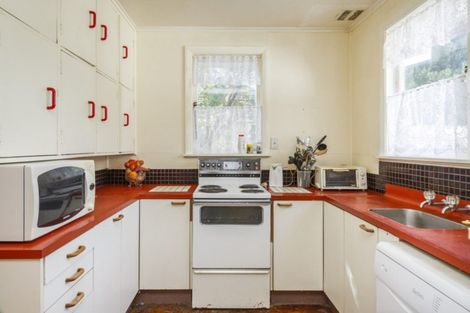 Photo of property in 6 Salford Place, Awapuni, Palmerston North, 4412