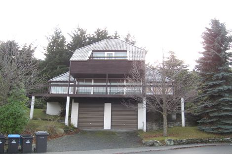 Photo of property in 62 Suburb Street, Queenstown, 9300