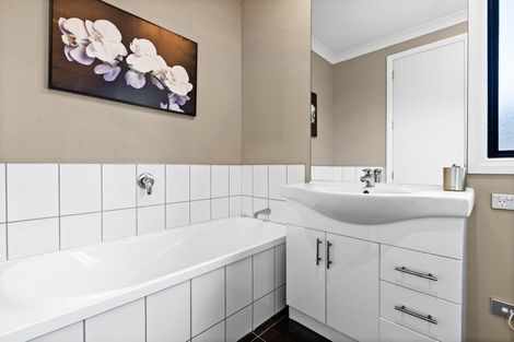 Photo of property in 612 Ikanui Road, Frimley, Hastings, 4120