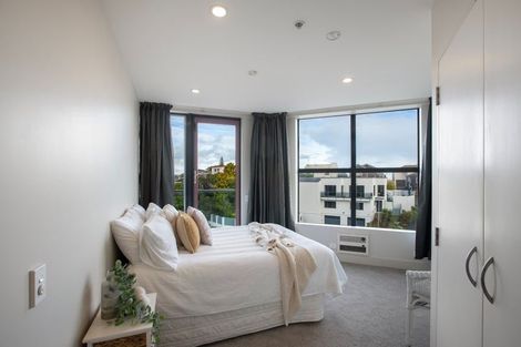 Photo of property in The Links, 378-382 Kapiti Road, Paraparaumu Beach, Paraparaumu, 5032