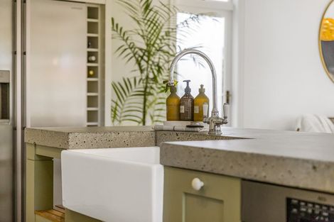 Photo of property in 65a Kowhai Road, Mairangi Bay, Auckland, 0630