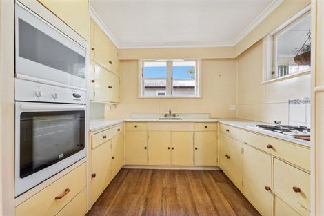 Photo of property in 26 Park Road, West End, Palmerston North, 4412