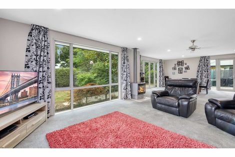 Photo of property in 38 Pentecost Road, Rangiora, 7400