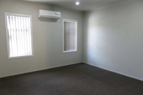 Photo of property in 2u4 Rosalind Street, Deanwell, Hamilton, 3206