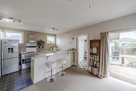 Photo of property in 4 Hinemoa Terrace, Waipukurau, 4200