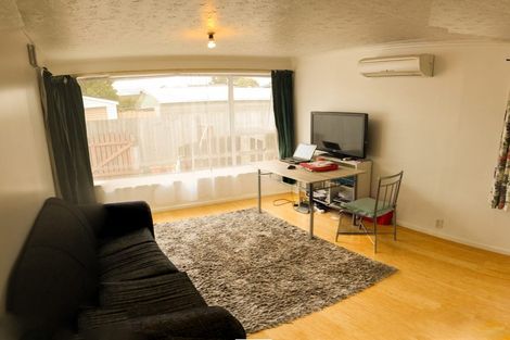 Photo of property in 9 Colina Street, Avonhead, Christchurch, 8042