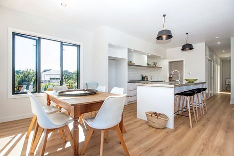 Photo of property in 4 Tarapuka Way, Mahia, Nuhaka, 4198