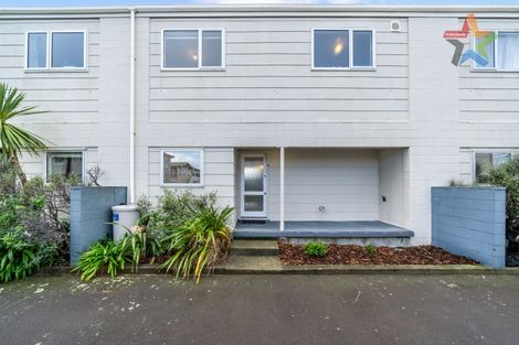 Photo of property in 74f4 Freyberg Street, Lyall Bay, Wellington, 6022