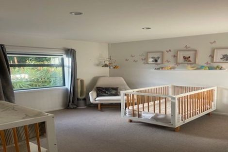 Photo of property in 31 Cavendish Square, Strathmore Park, Wellington, 6022