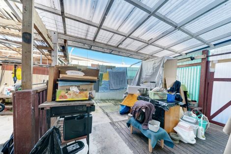 Photo of property in 1 Heathberry Close, Papatoetoe, Auckland, 2025