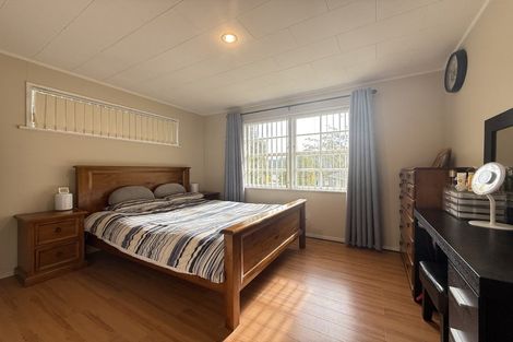 Photo of property in 31 Spinella Drive, Bayview, Auckland, 0629